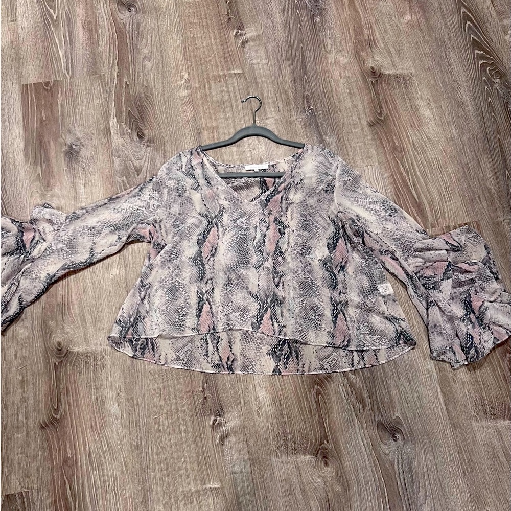 Top with Bell Sleeves. Pastel Pink & Gray Snake Skin Print